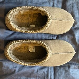 Ugg Cozy Tazman Slippers, brand new, no box